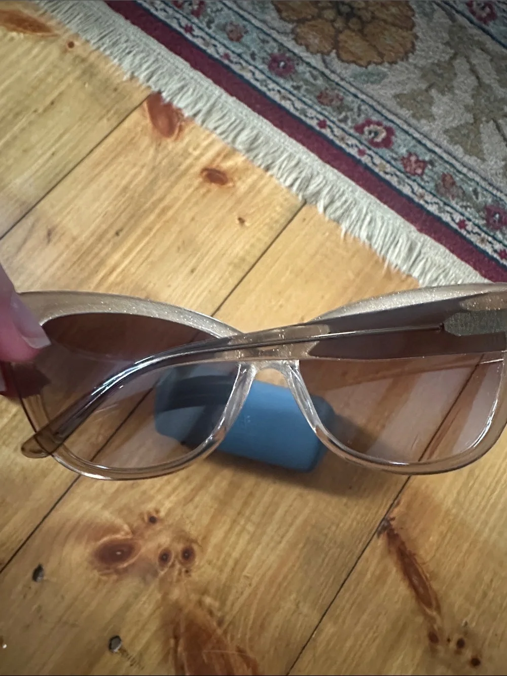 Vera Wang Cat Eye Sunglasses in Sparkling Gold with Brown Lenses